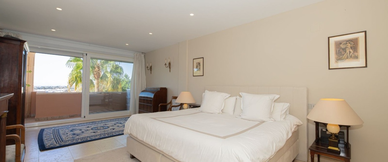 Rynek wtórny - apartment - Marbella - Nueva Andalucía