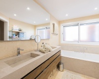 Rynek wtórny - apartment - Marbella - Nueva Andalucía