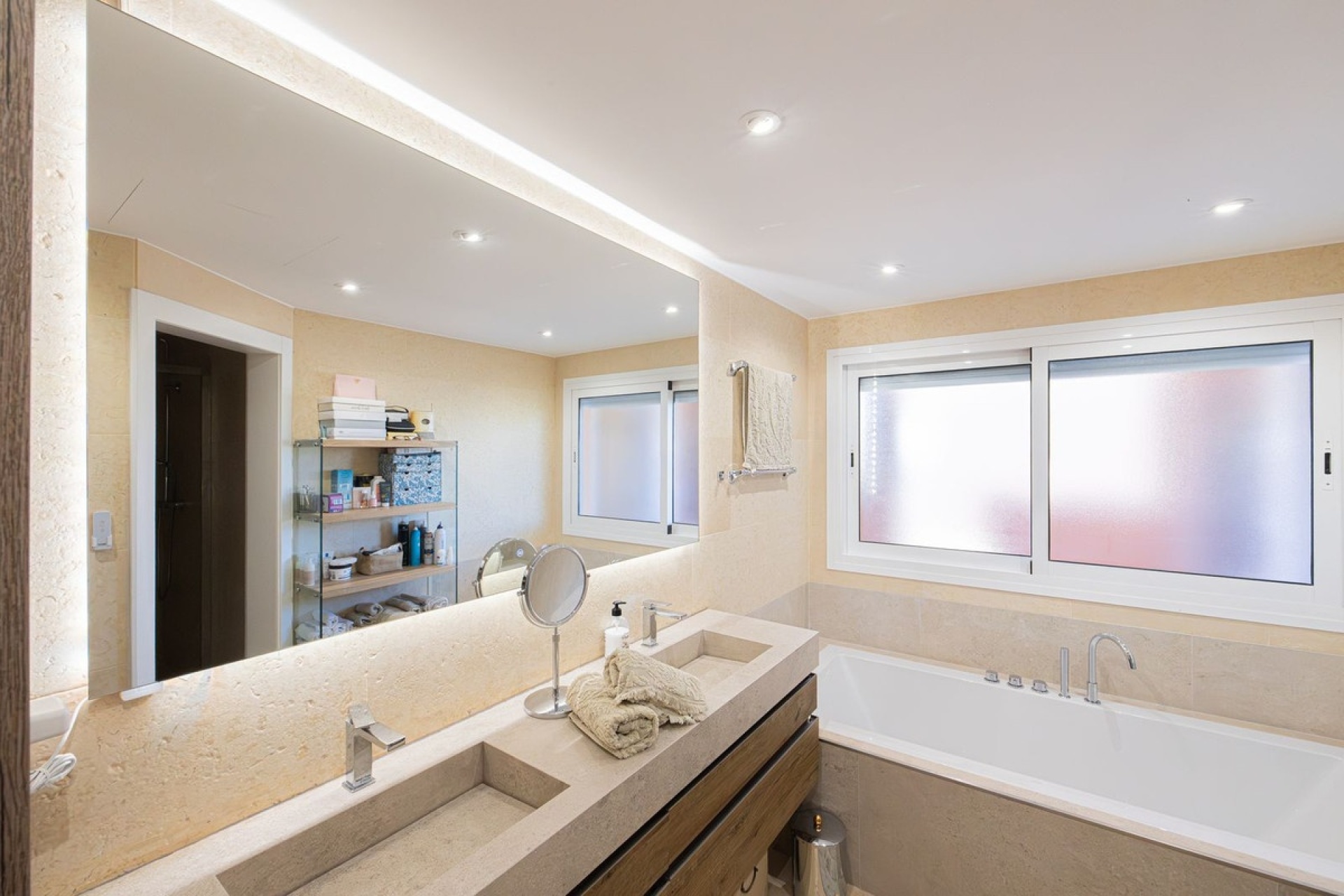 Rynek wtórny - apartment - Marbella - Nueva Andalucía
