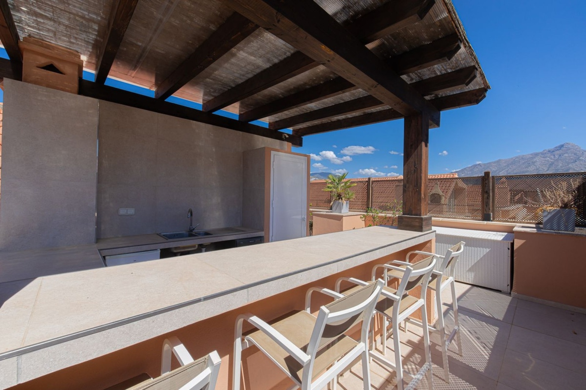 Rynek wtórny - apartment - Marbella - Nueva Andalucía