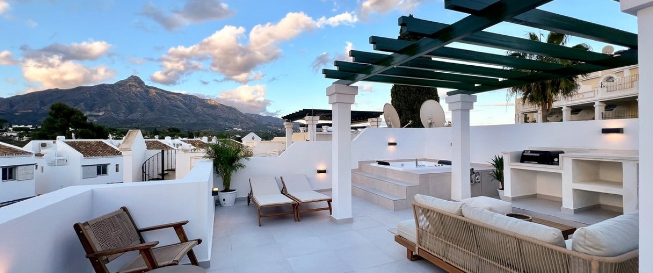 Rynek wtórny - apartment - Marbella - Nueva Andalucía