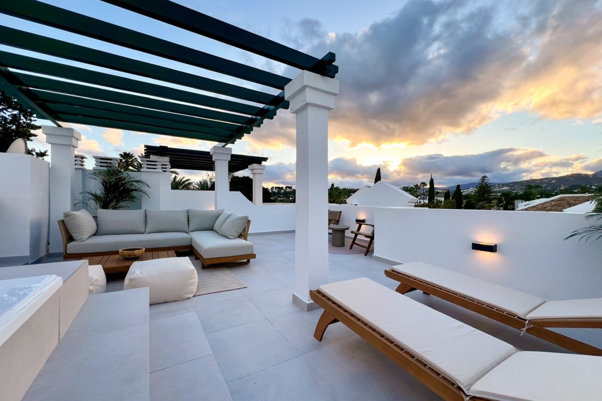 Rynek wtórny - apartment - Marbella - Nueva Andalucía