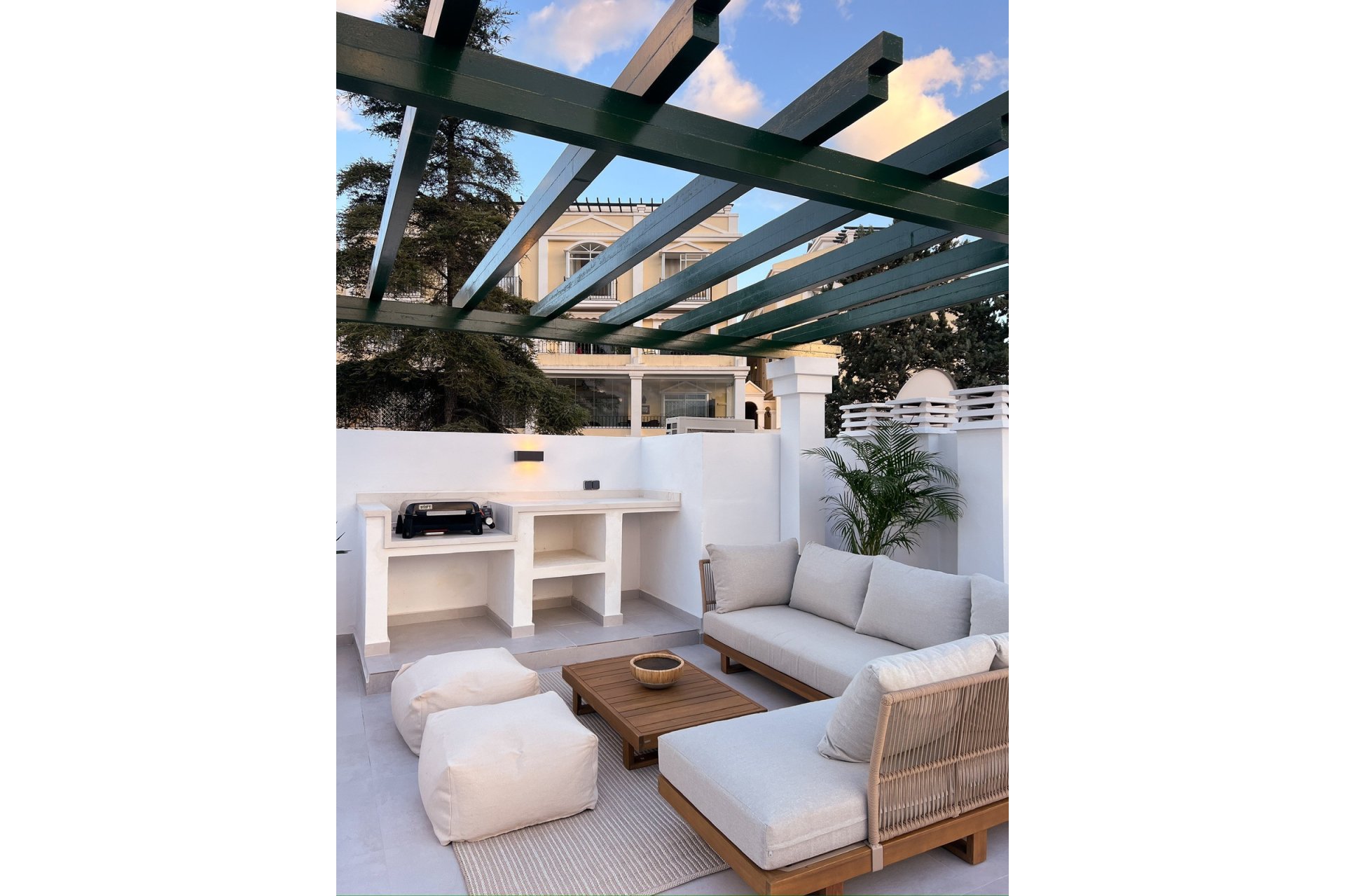 Rynek wtórny - apartment - Marbella - Nueva Andalucía
