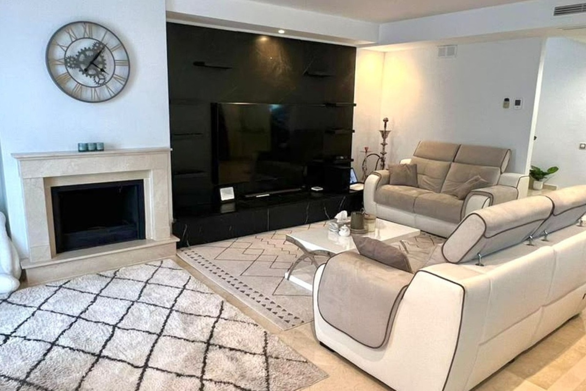Rynek wtórny - apartment - Marbella - Nueva Andalucía