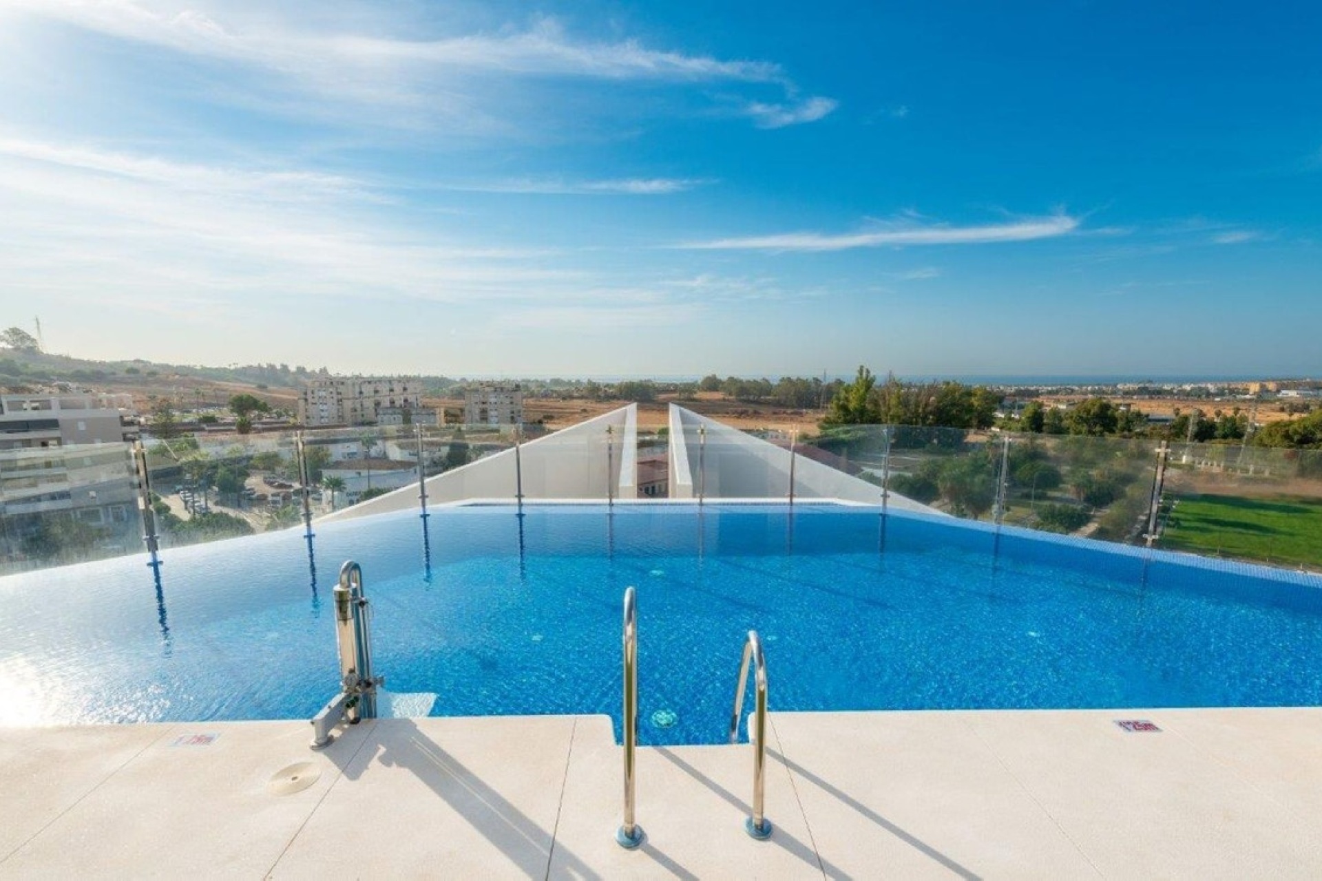 Rynek wtórny - apartment - Marbella - Nueva Andalucía