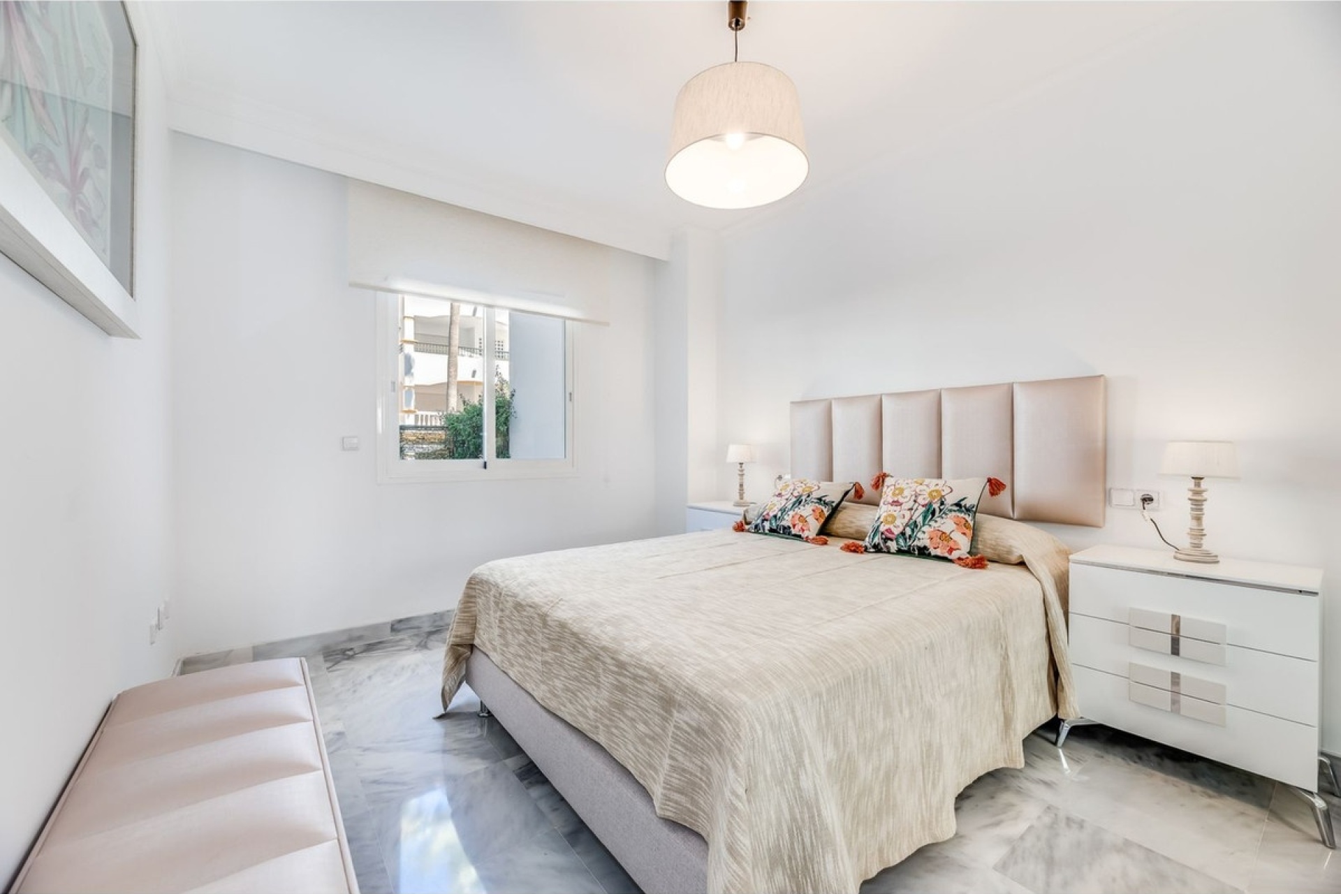 Rynek wtórny - apartment - Marbella - Nueva Andalucía