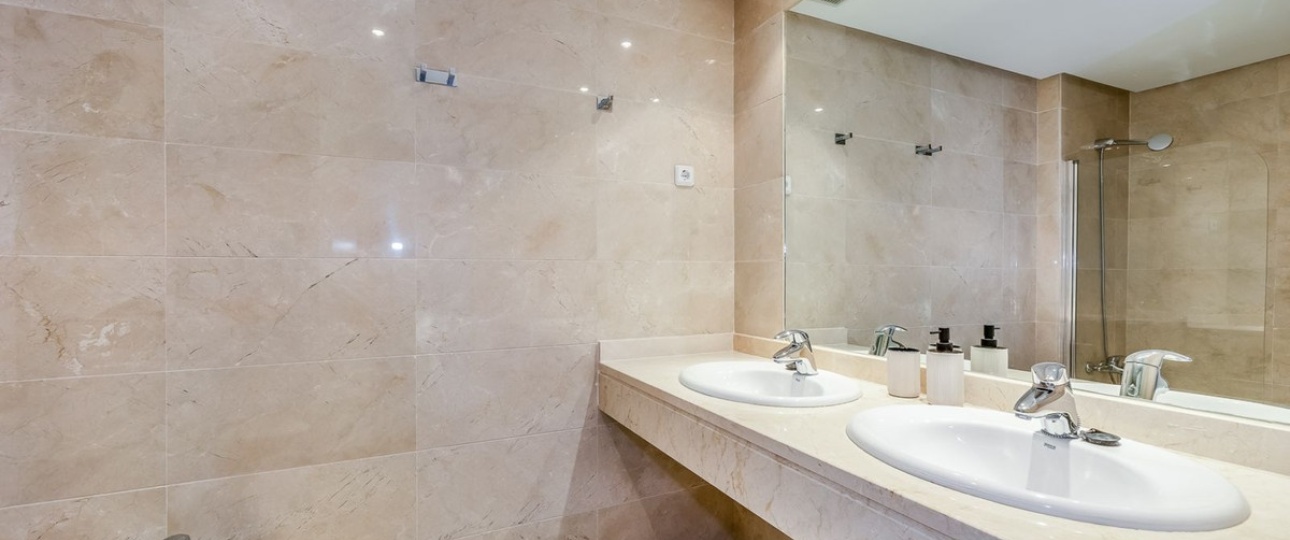 Rynek wtórny - apartment - Marbella - Nueva Andalucía