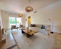 Rynek wtórny - apartment - Marbella - Nueva Andalucía