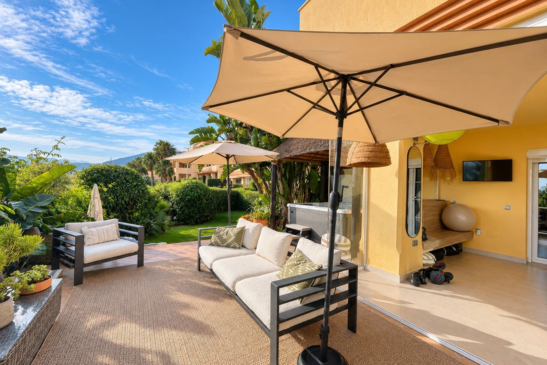 Rynek wtórny - apartment - Marbella - Nueva Andalucía