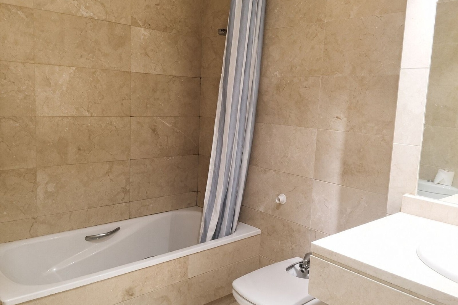 Rynek wtórny - apartment - Marbella - Nueva Andalucía