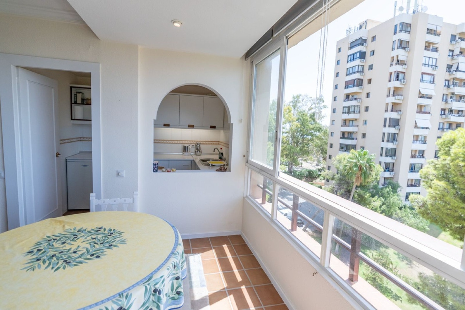 Rynek wtórny - apartment - Marbella - Nueva Andalucía