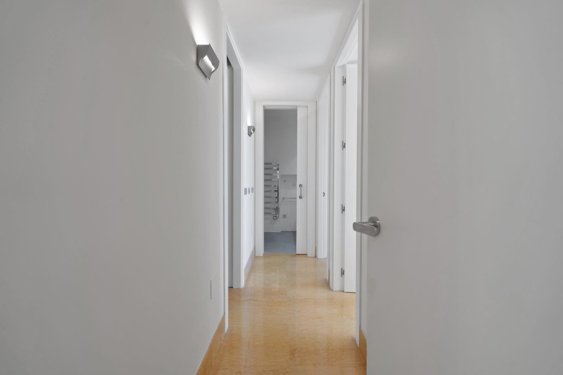 Rynek wtórny - apartment - Marbella - Nueva Andalucía