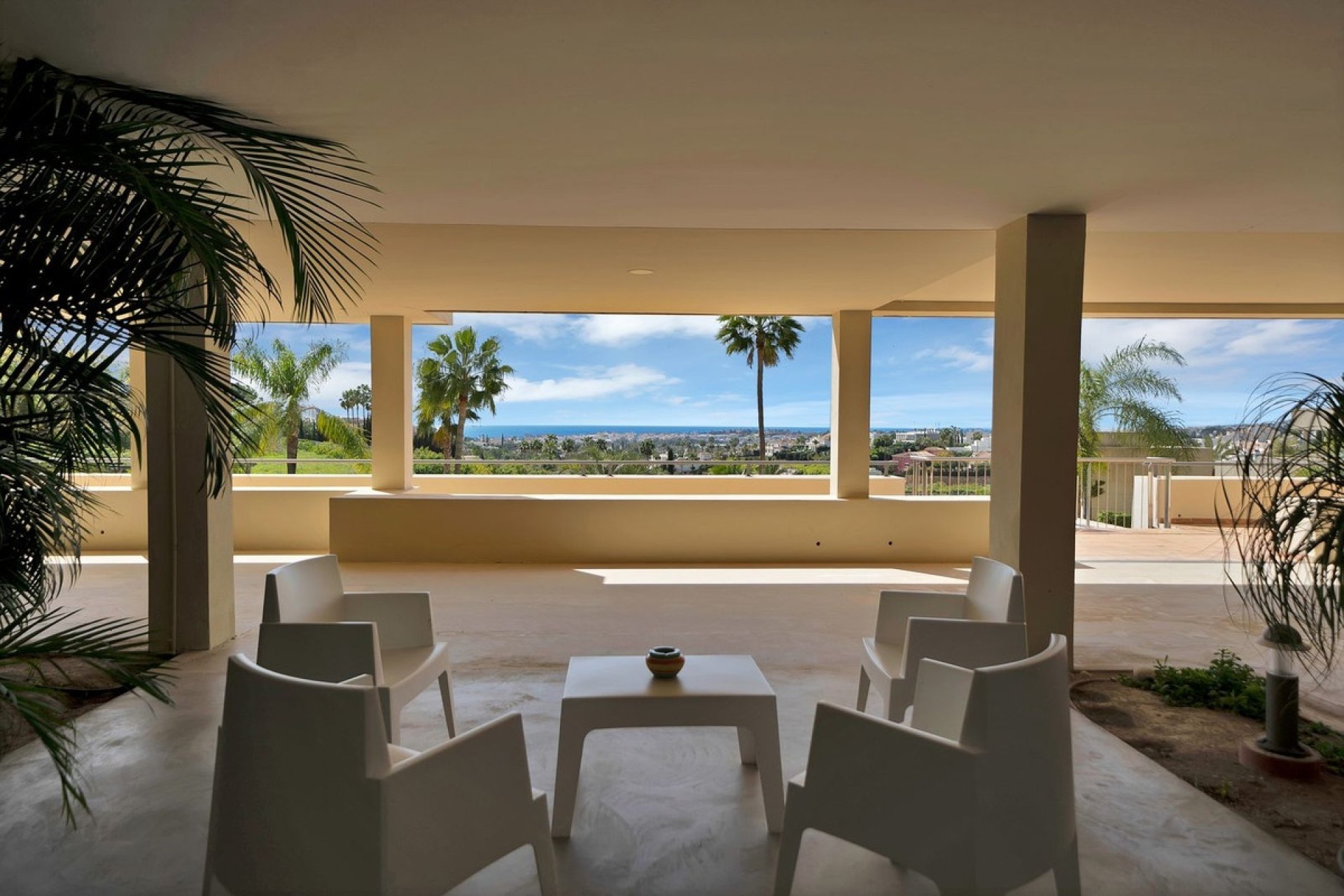 Rynek wtórny - apartment - Marbella - Nueva Andalucía