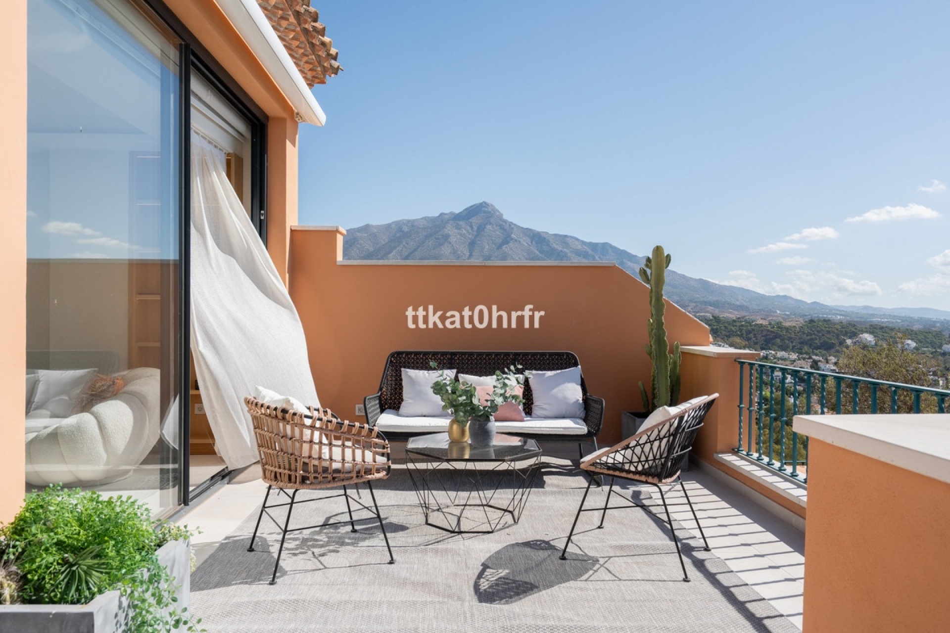 Rynek wtórny - apartment - Marbella - Nueva Andalucía