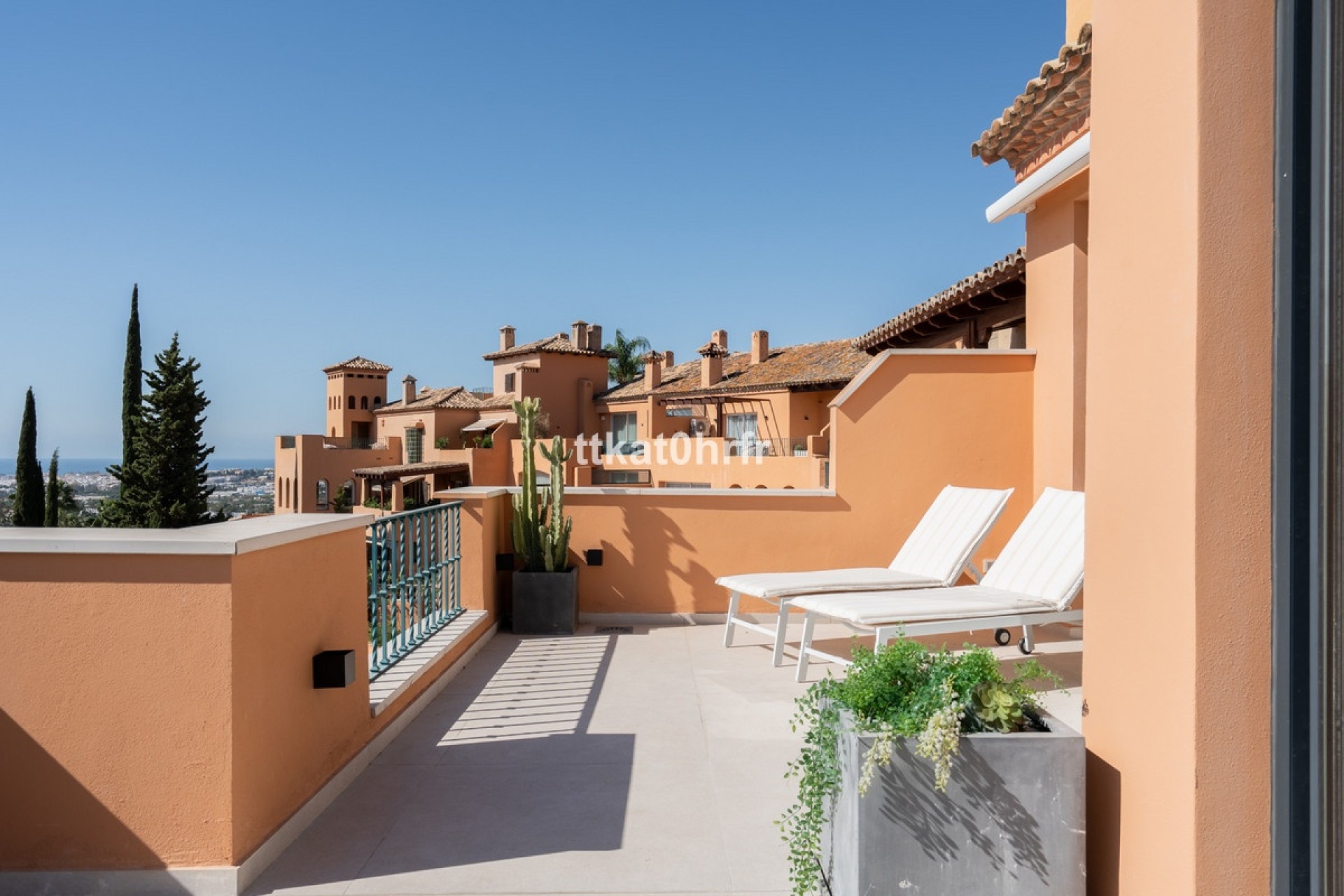 Rynek wtórny - apartment - Marbella - Nueva Andalucía