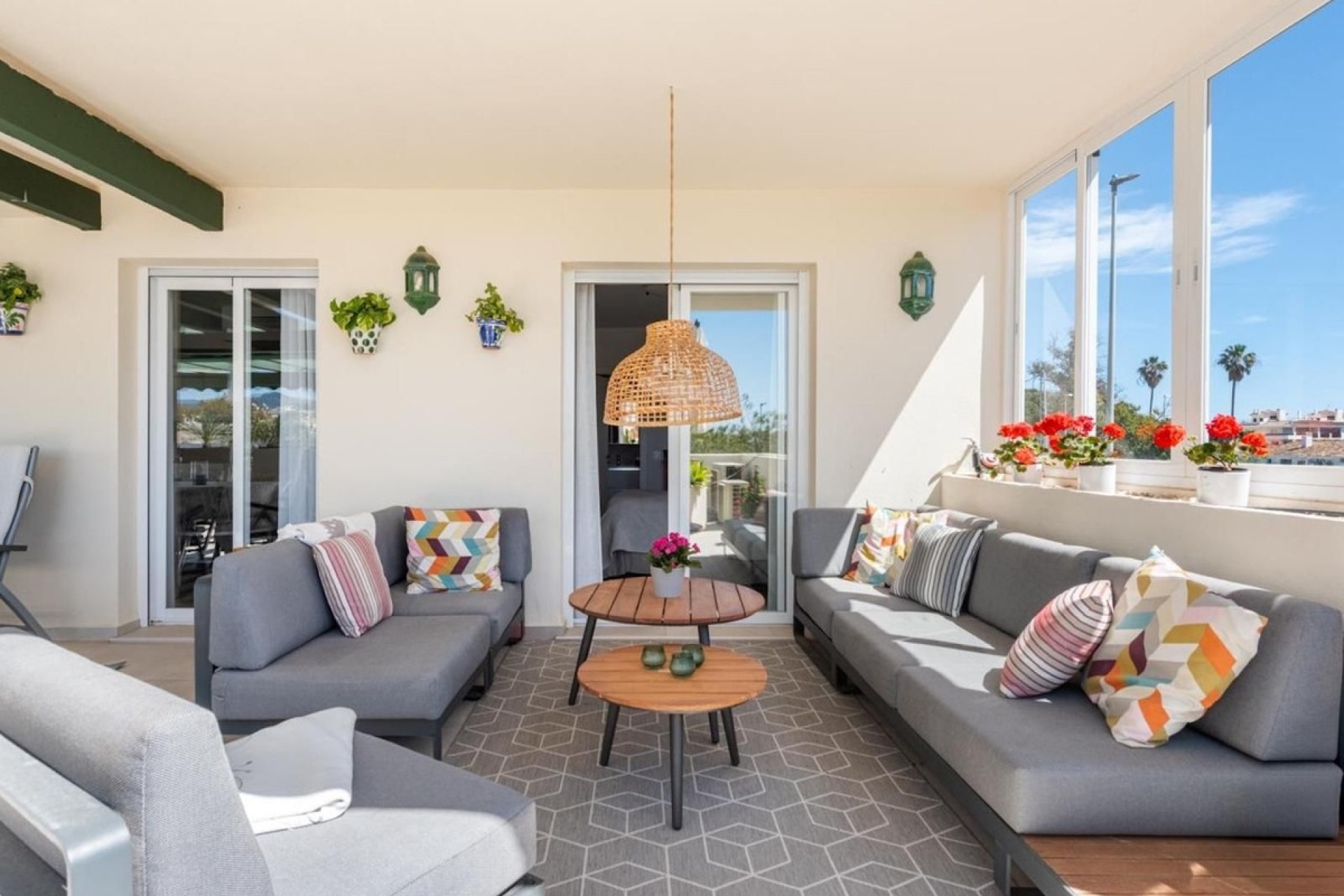 Rynek wtórny - apartment - Marbella - Nueva Andalucía