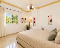 Rynek wtórny - apartment - Marbella - Nueva Andalucía