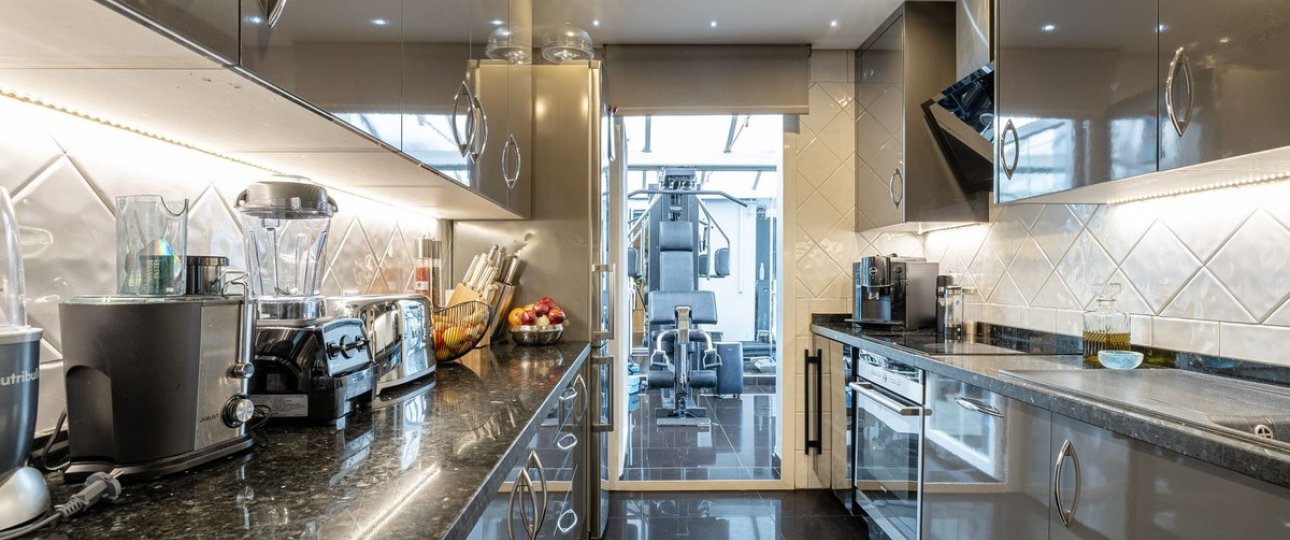 Rynek wtórny - apartment - Marbella - Nueva Andalucía