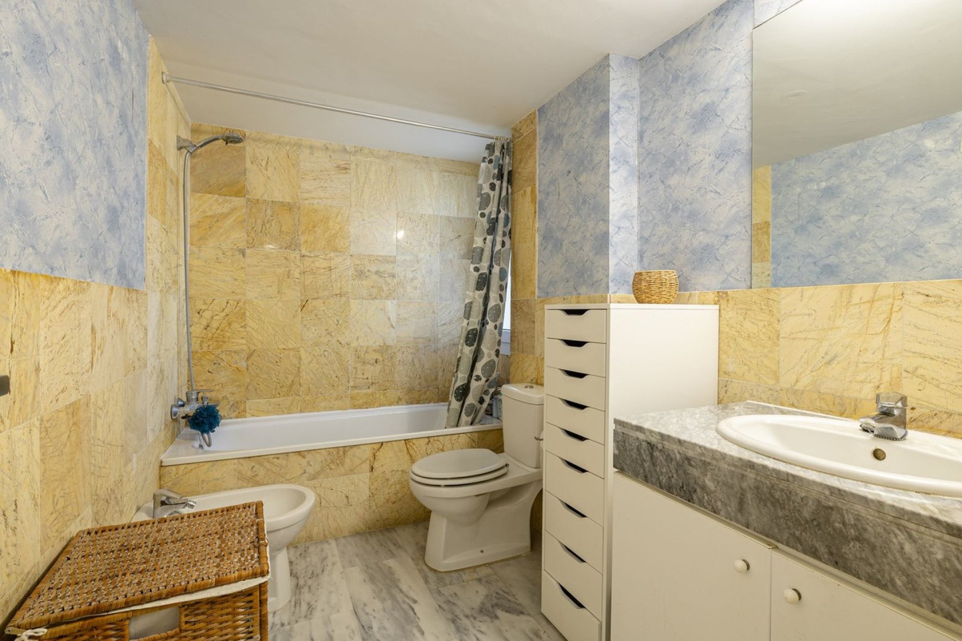 Rynek wtórny - apartment - Marbella - Nueva Andalucía
