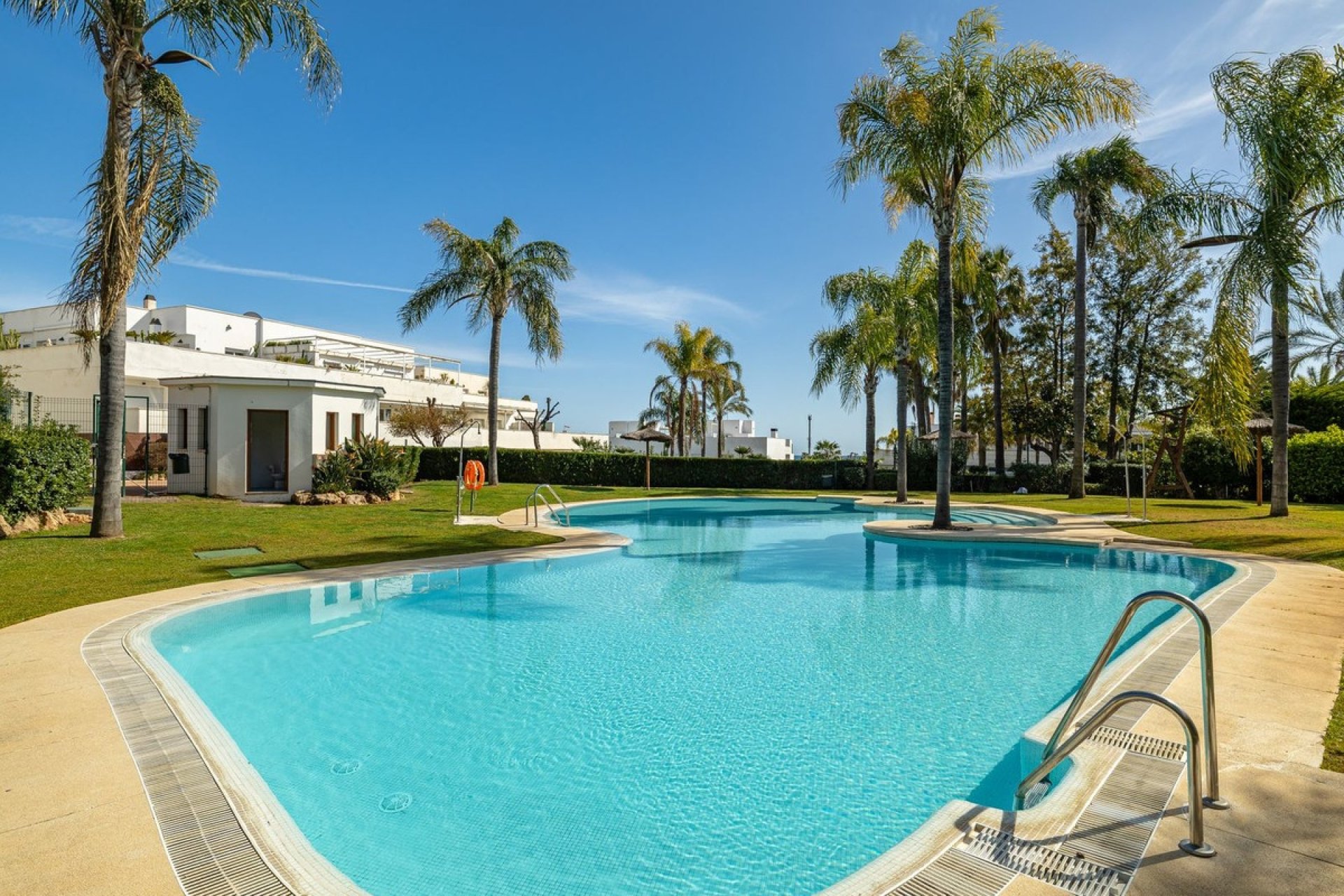 Rynek wtórny - apartment - Marbella - Nueva Andalucía