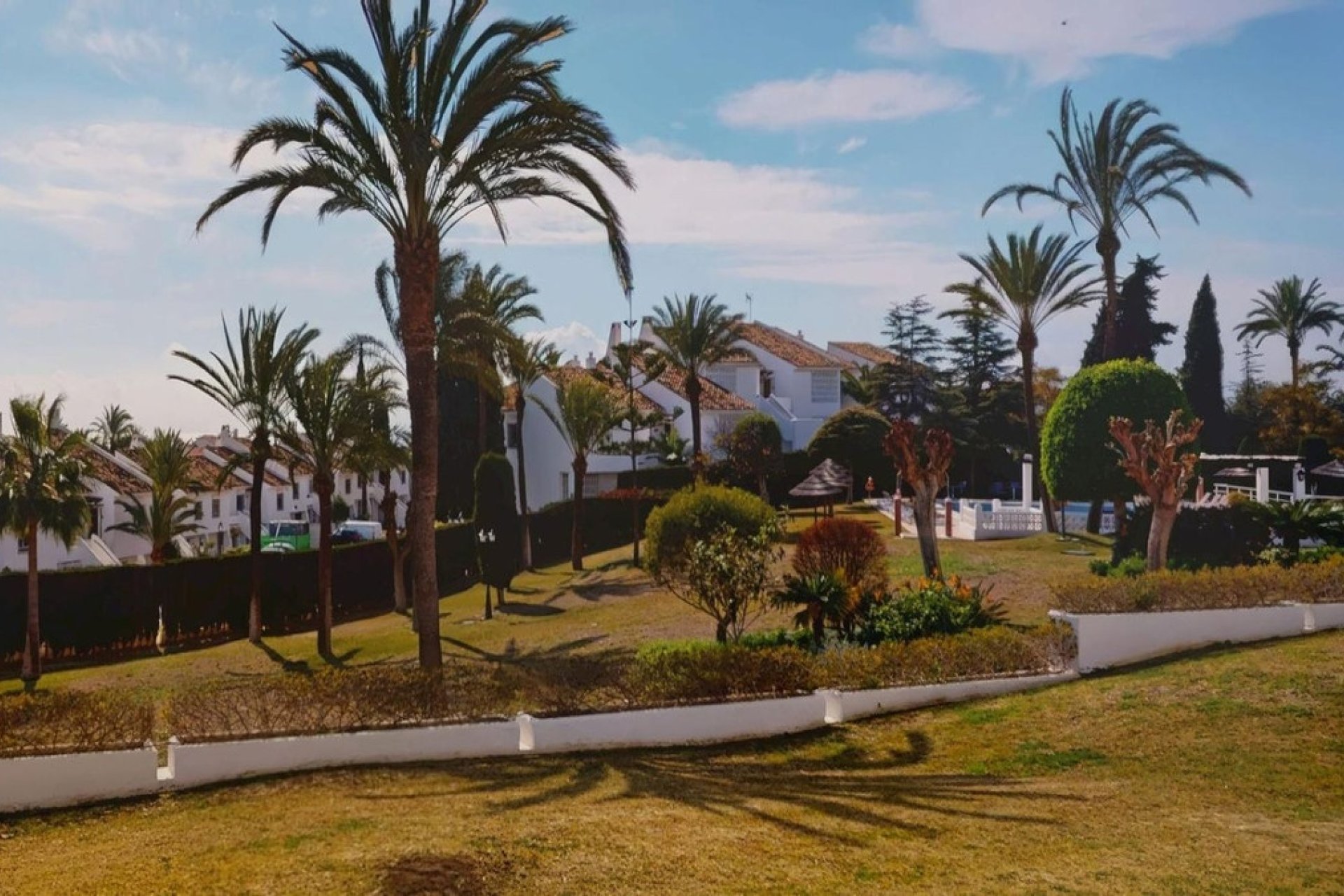 Rynek wtórny - apartment - Marbella - Nueva Andalucía