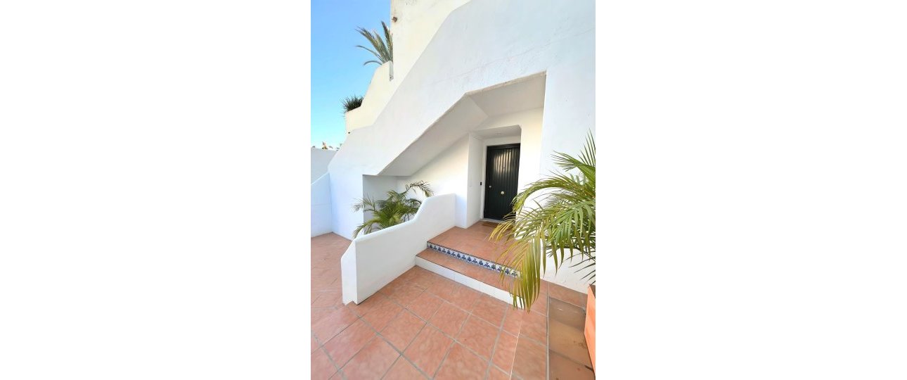 Rynek wtórny - apartment - Marbella - Nueva Andalucía