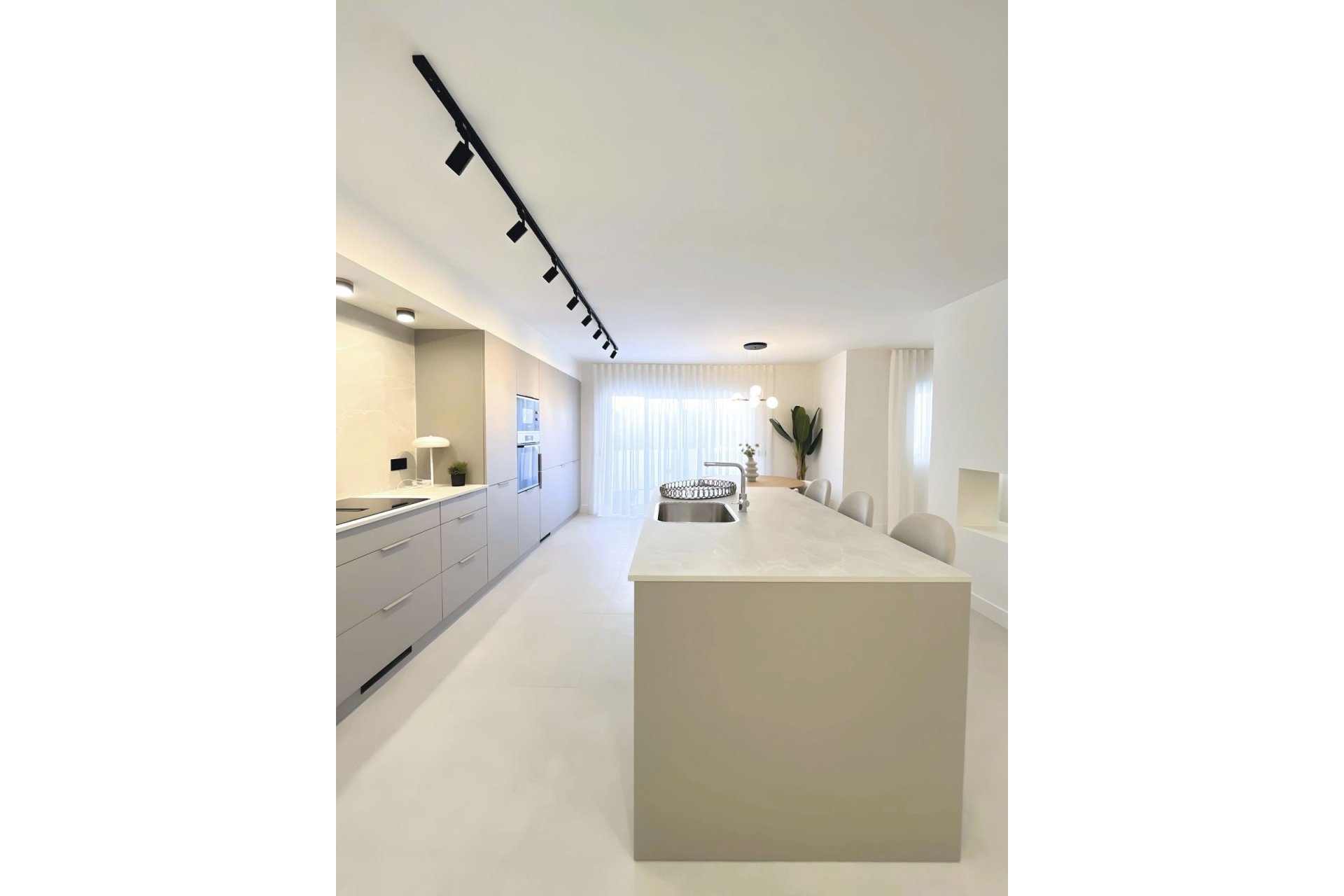 Rynek wtórny - apartment - Marbella - Nueva Andalucía