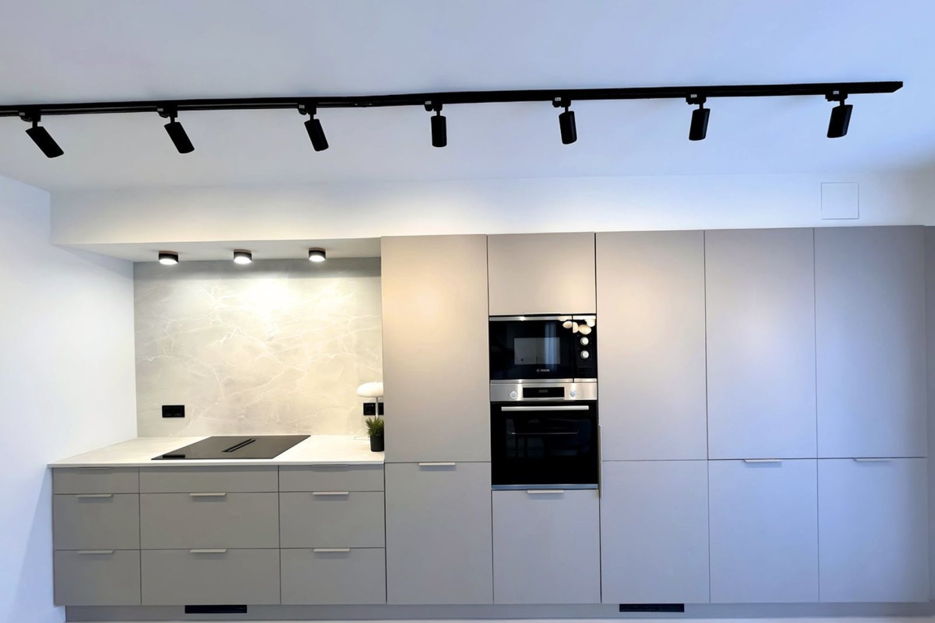 Rynek wtórny - apartment - Marbella - Nueva Andalucía