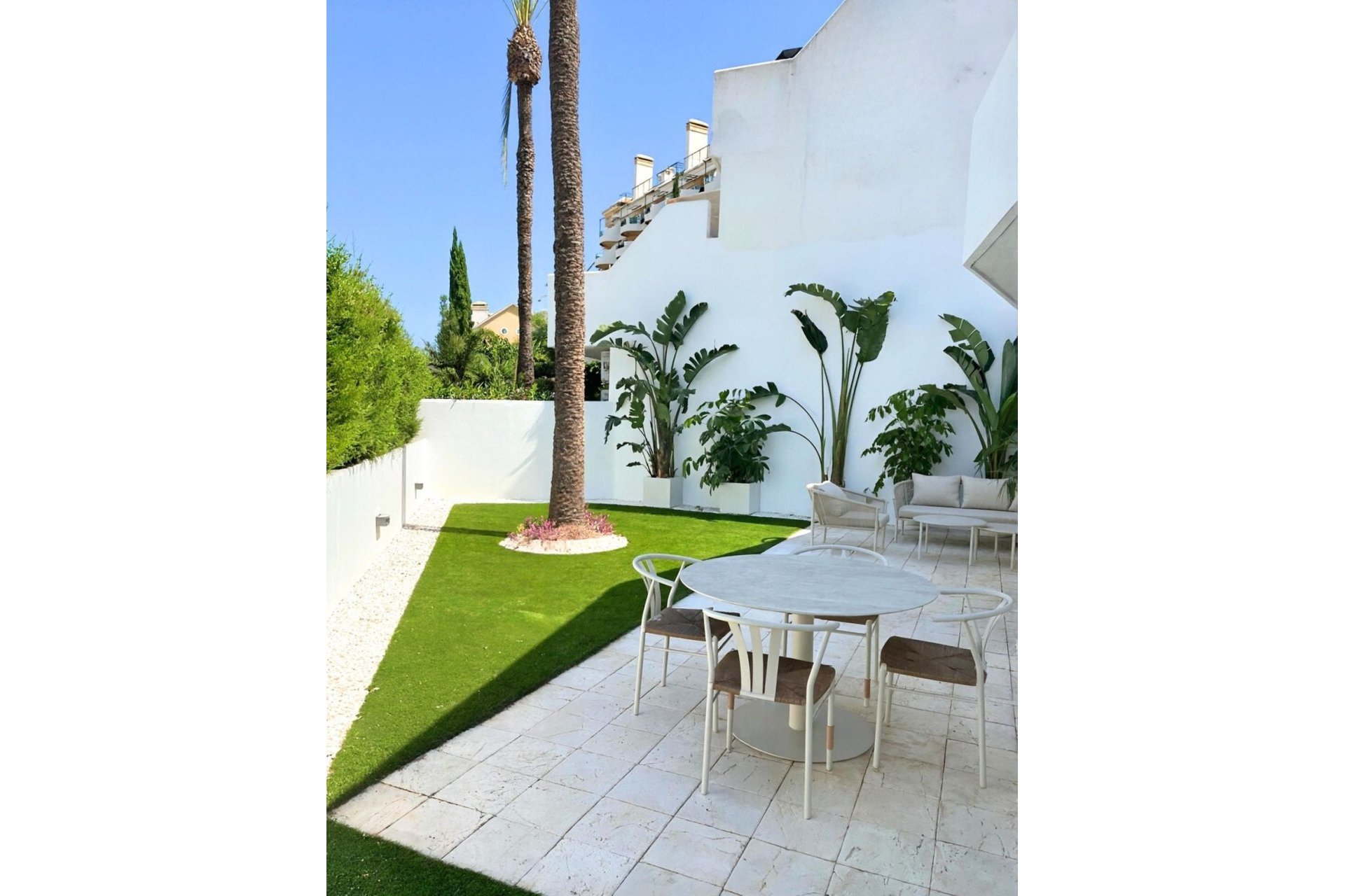 Rynek wtórny - apartment - Marbella - Nueva Andalucía