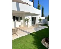 Rynek wtórny - apartment - Marbella - Nueva Andalucía