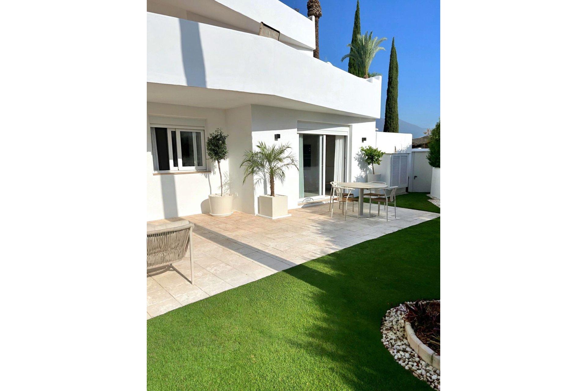 Rynek wtórny - apartment - Marbella - Nueva Andalucía