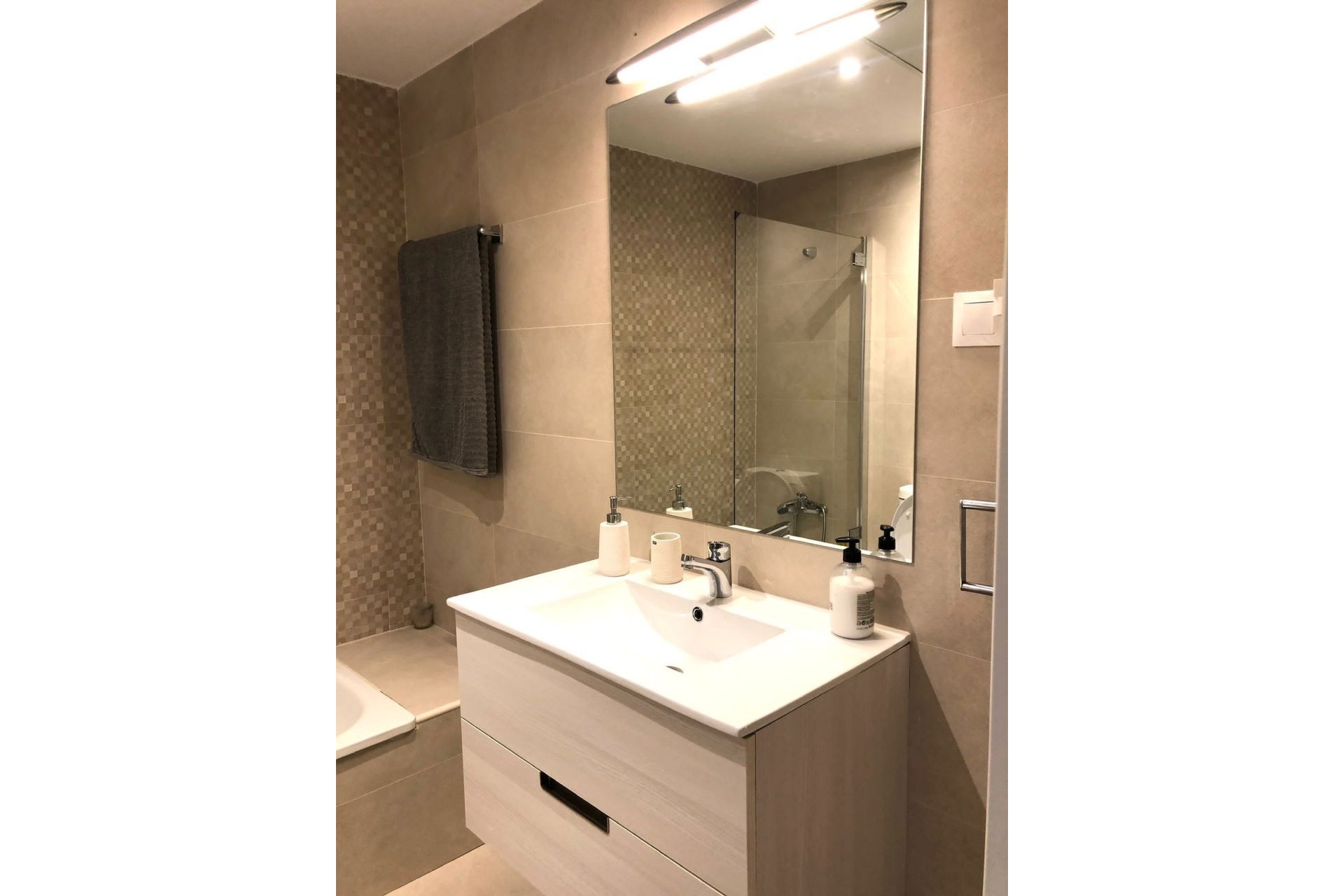 Rynek wtórny - apartment - Marbella - Nueva Andalucía
