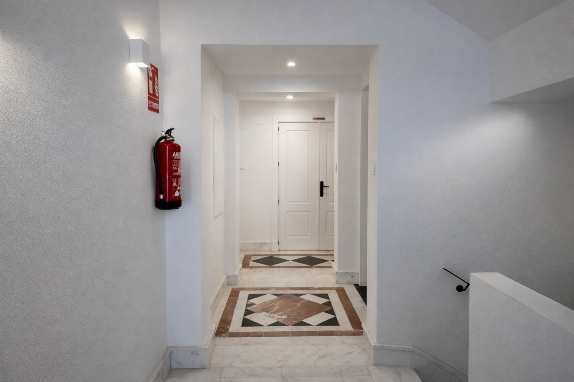 Rynek wtórny - apartment - Marbella - Nueva Andalucía