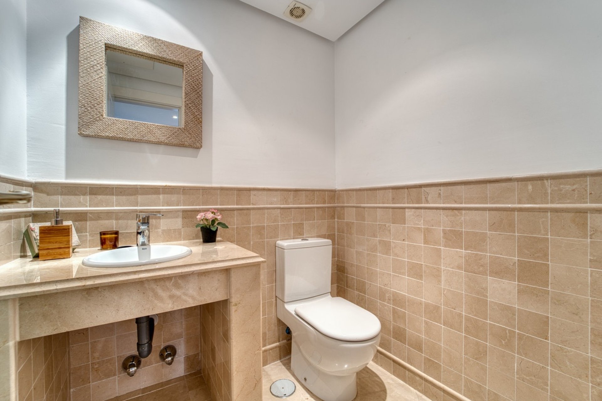 Rynek wtórny - apartment - Marbella - Nueva Andalucía