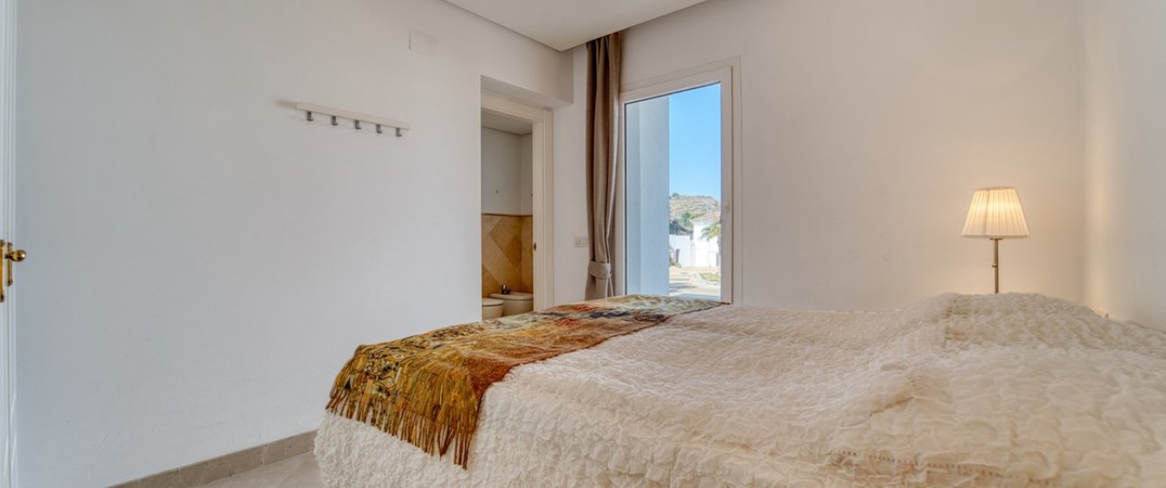 Rynek wtórny - apartment - Marbella - Nueva Andalucía