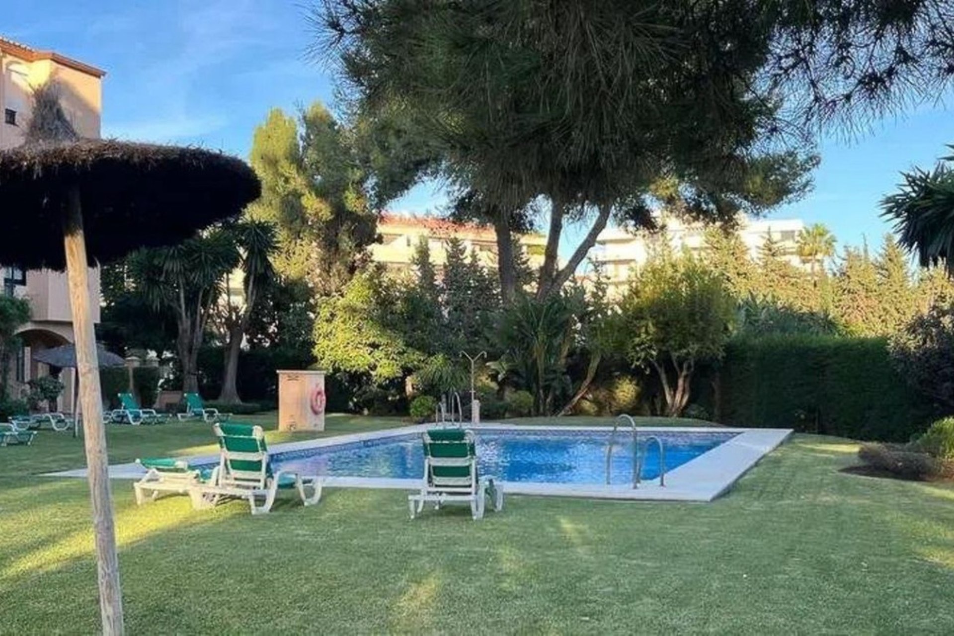 Rynek wtórny - apartment - Marbella - Nueva Andalucía