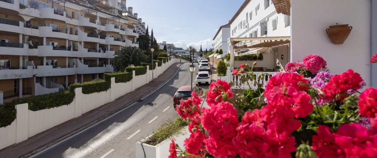Rynek wtórny - apartment - Marbella - Nueva Andalucía