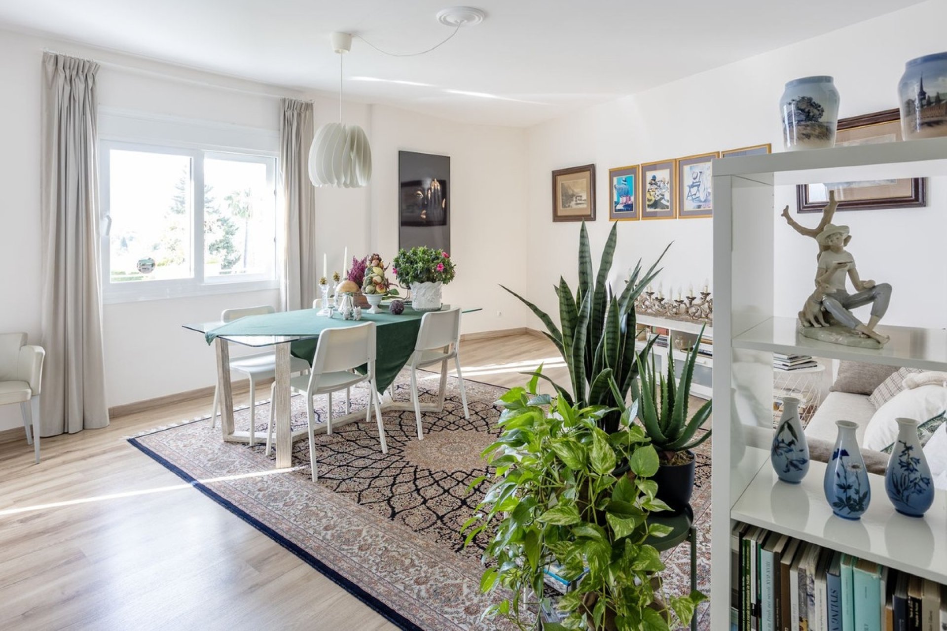 Rynek wtórny - apartment - Marbella - Nueva Andalucía