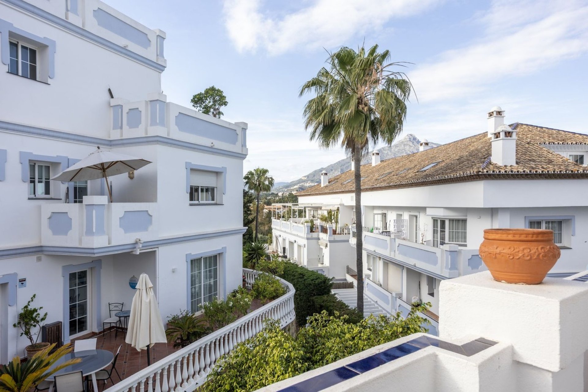 Rynek wtórny - apartment - Marbella - Nueva Andalucía