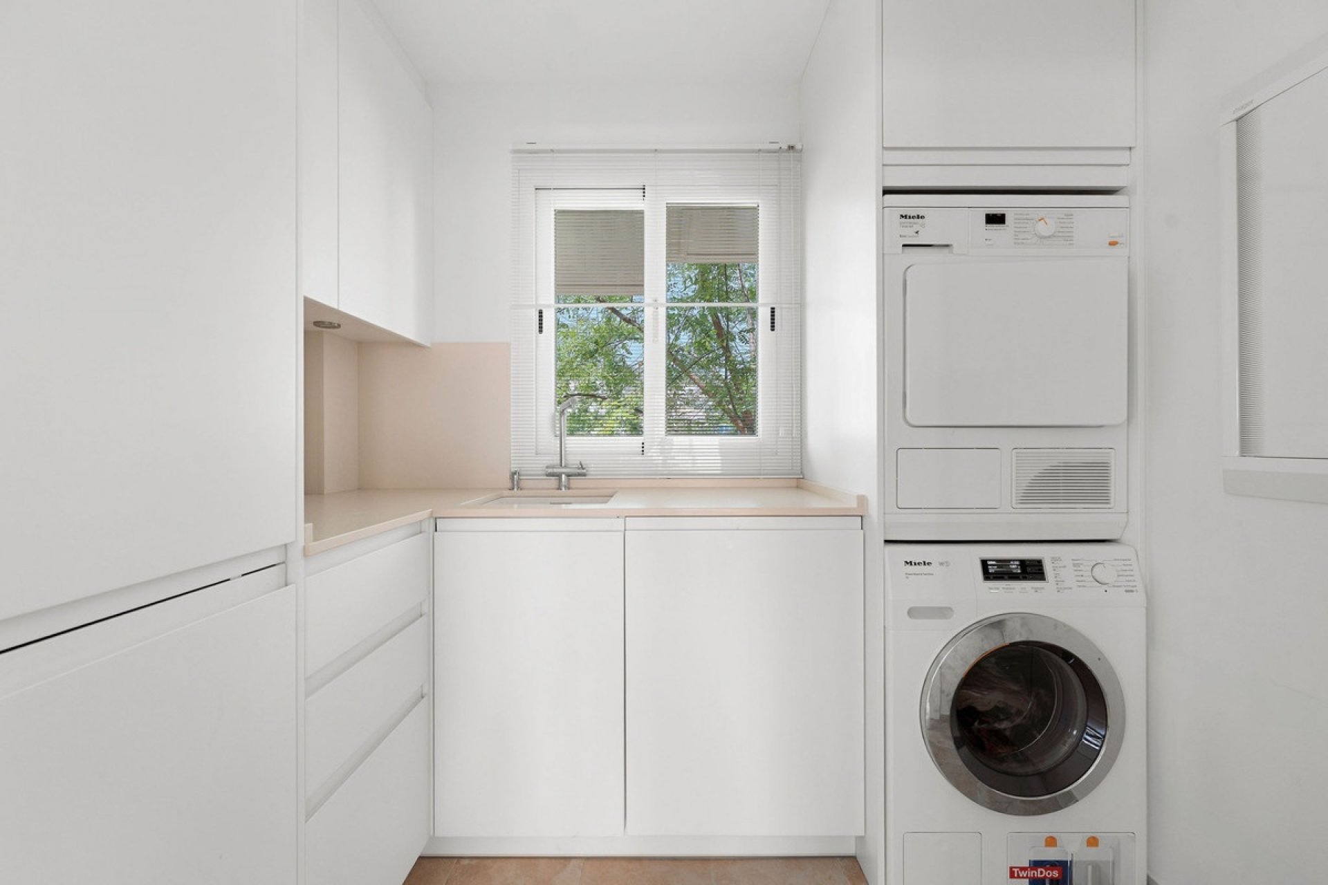 Rynek wtórny - apartment - Marbella - Nueva Andalucía