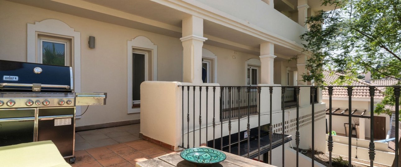 Rynek wtórny - apartment - Marbella - Nueva Andalucía