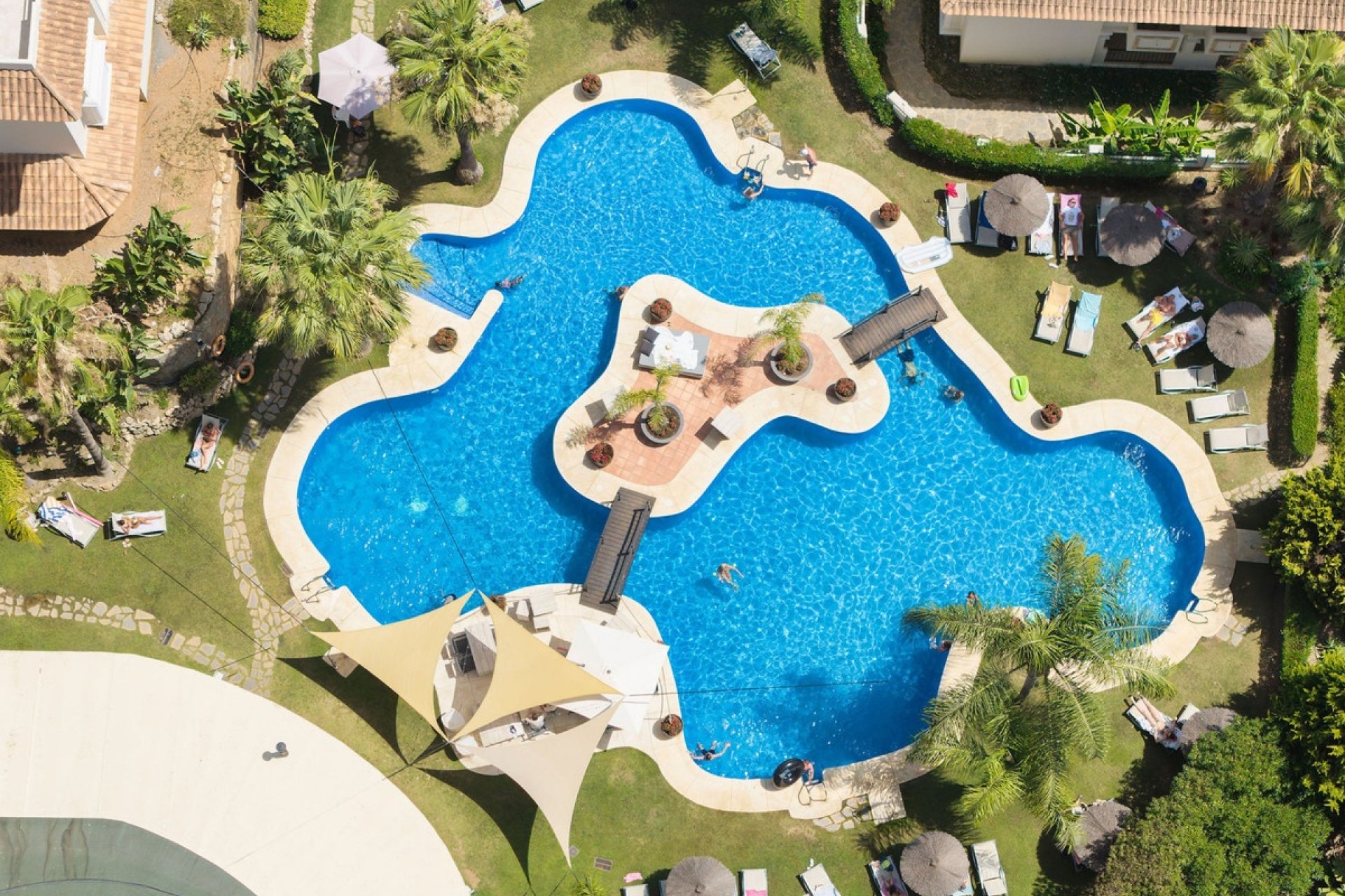 Rynek wtórny - apartment - Marbella - Nueva Andalucía