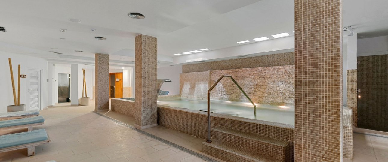 Rynek wtórny - apartment - Marbella - Nueva Andalucía
