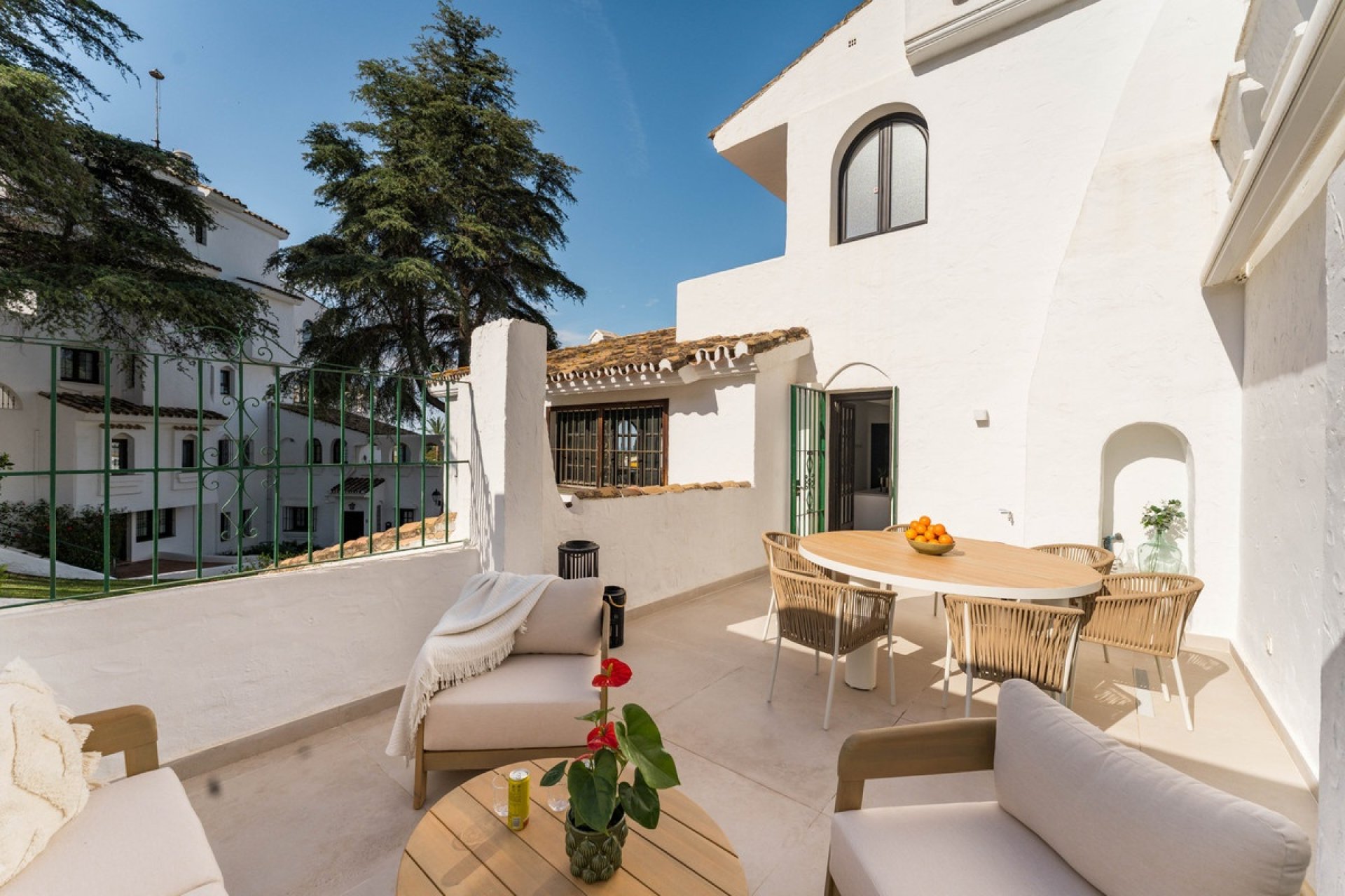 Rynek wtórny - apartment - Marbella - Nueva Andalucía