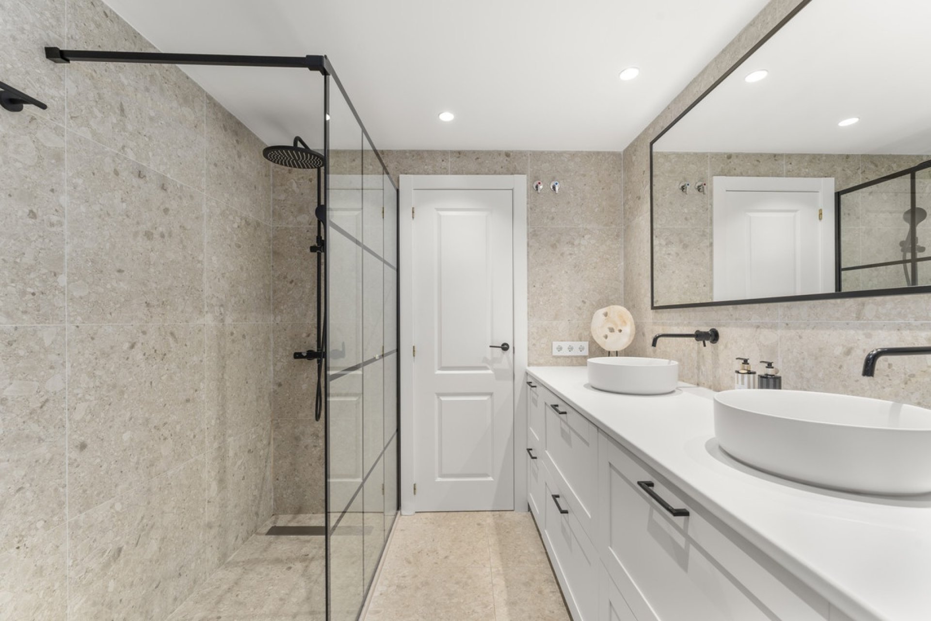 Rynek wtórny - apartment - Marbella - Nueva Andalucía