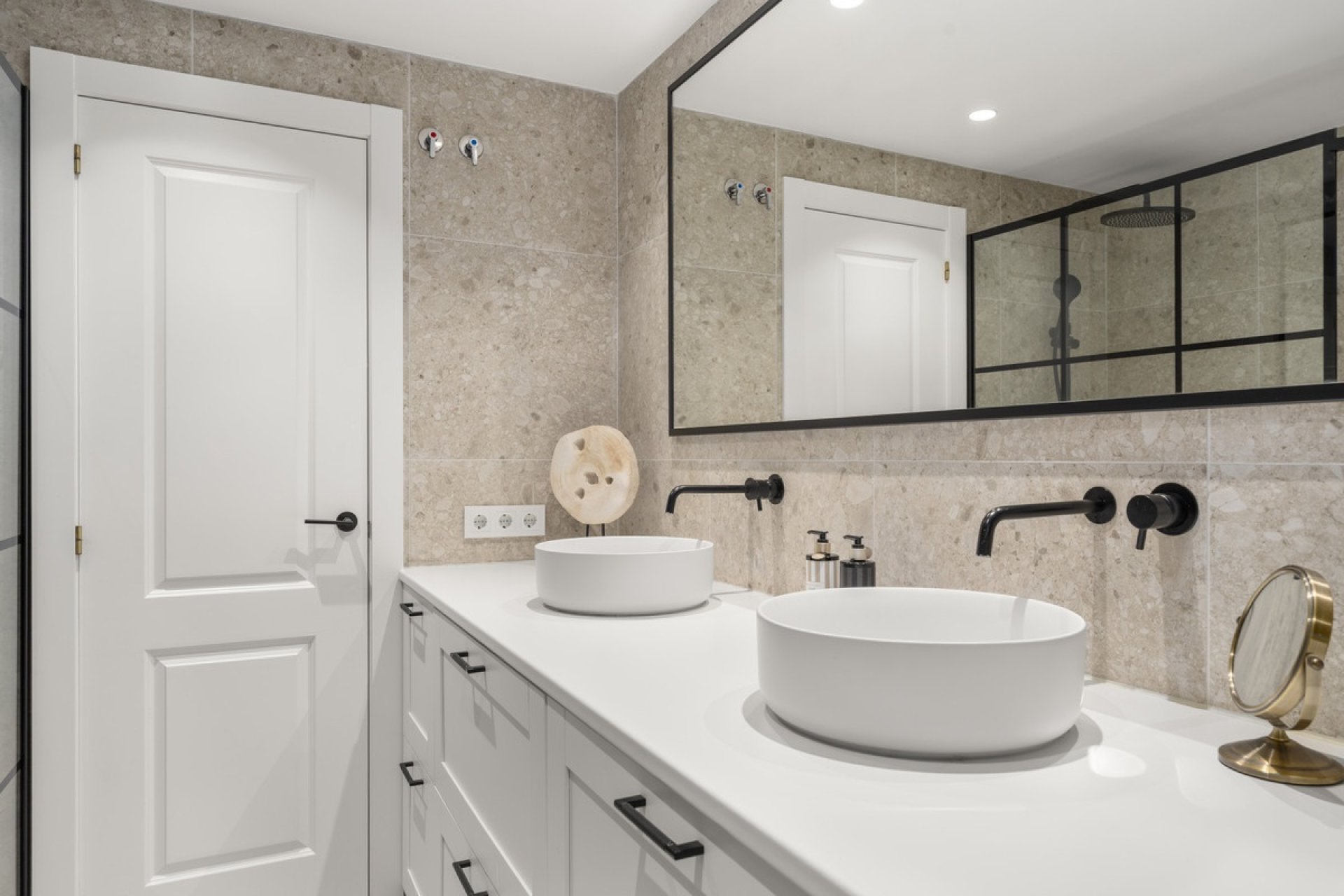 Rynek wtórny - apartment - Marbella - Nueva Andalucía