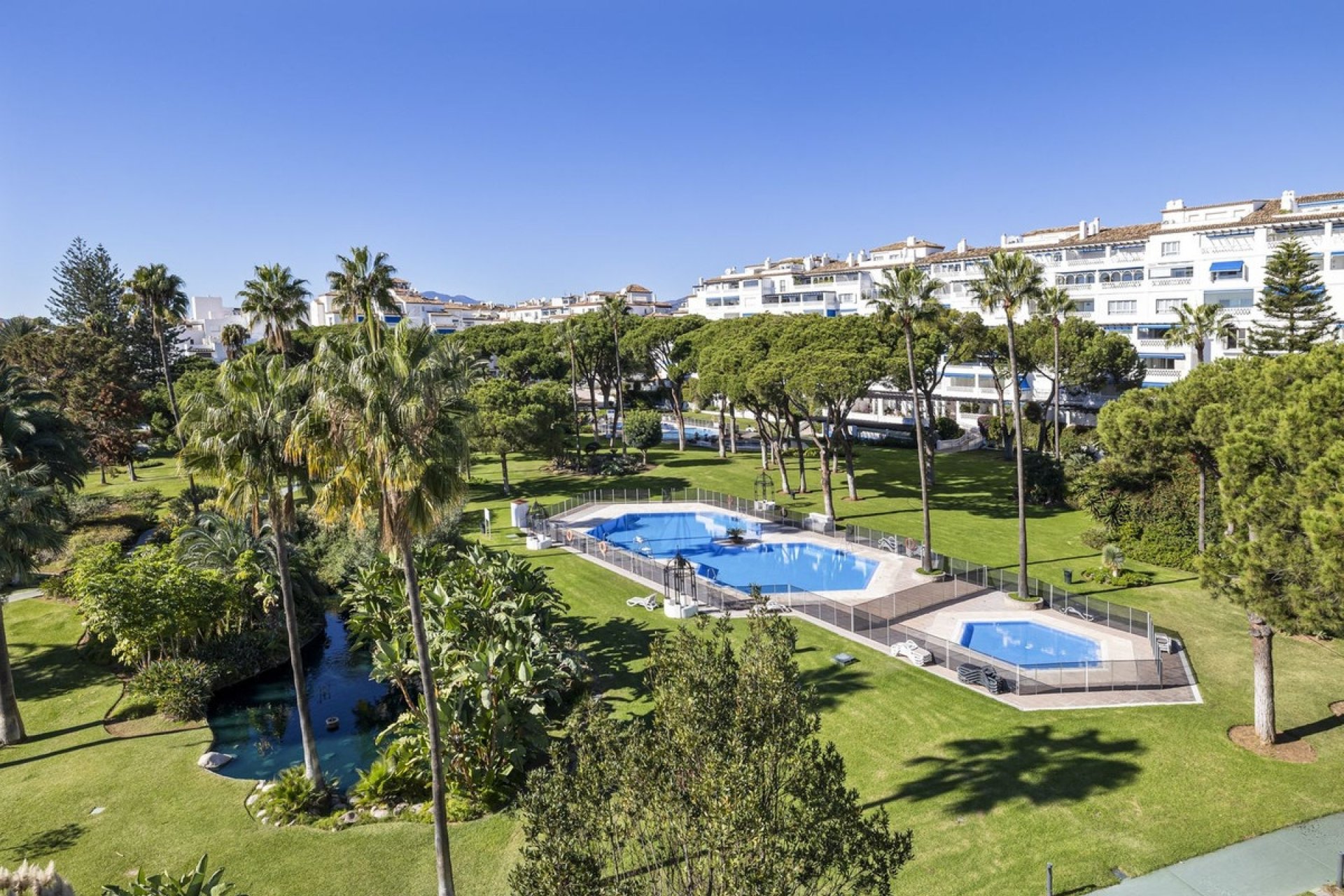 Rynek wtórny - apartment - Marbella - Puerto Banús