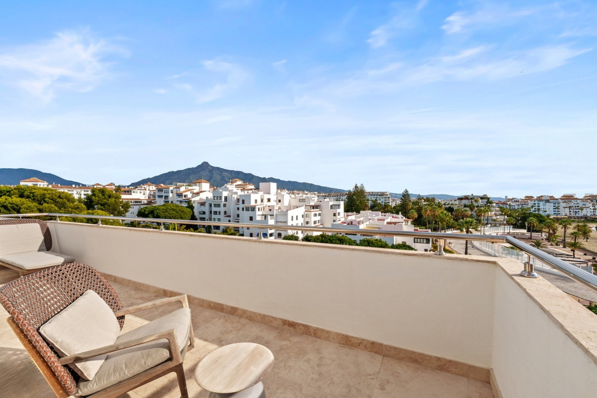 Rynek wtórny - apartment - Marbella - Puerto Banús
