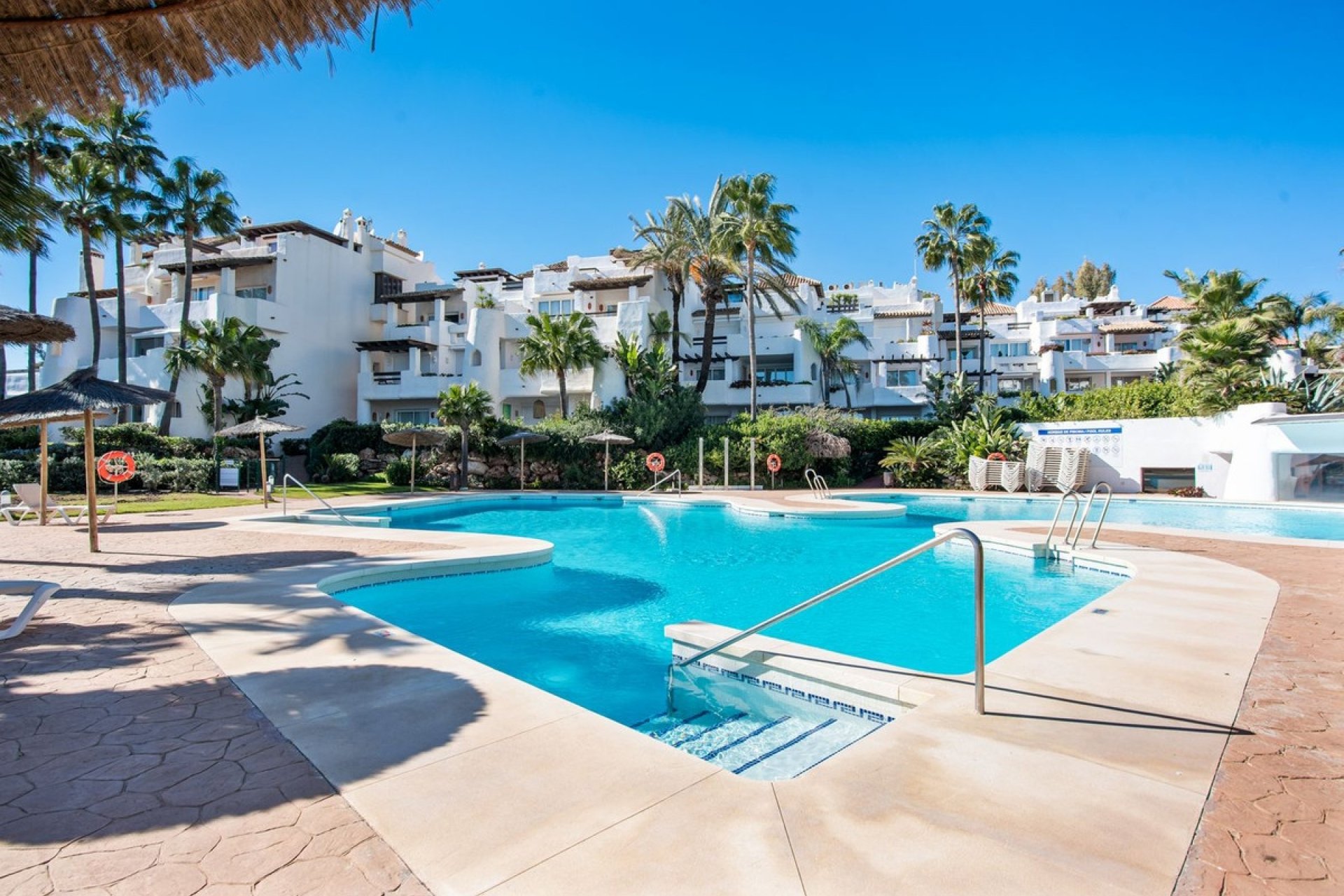 Rynek wtórny - apartment - Marbella - Puerto Banús