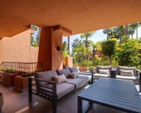 Rynek wtórny - apartment - Marbella - Puerto Banús